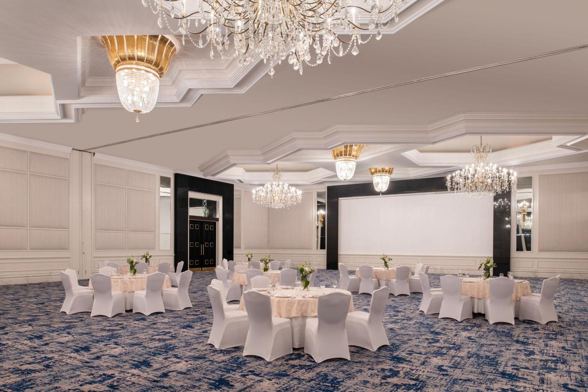The Ritz-Carlton, Doha Hotel Exterior foto The ballroom