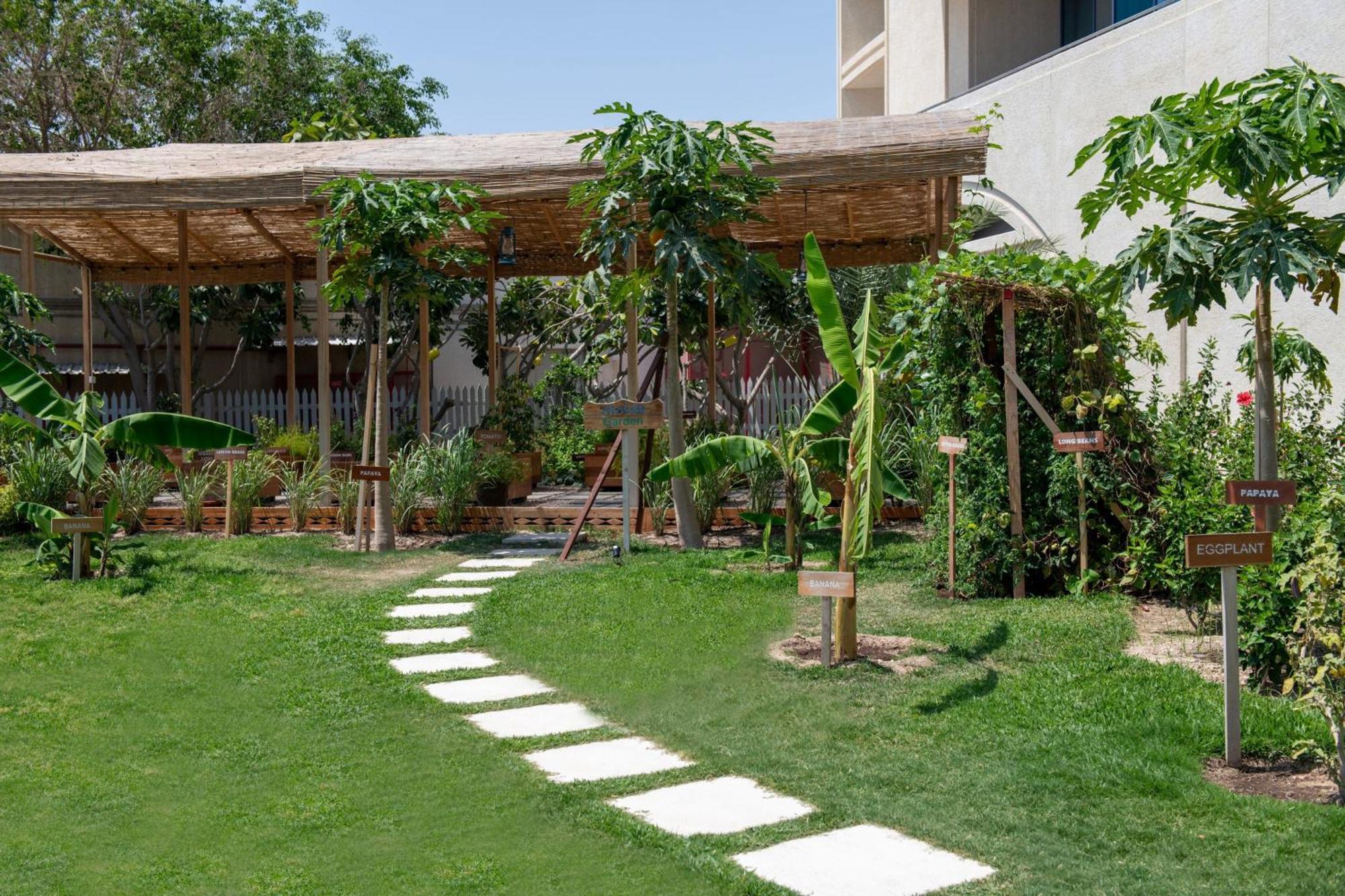 The Ritz-Carlton, Doha Hotel Exterior foto The Pergoletta